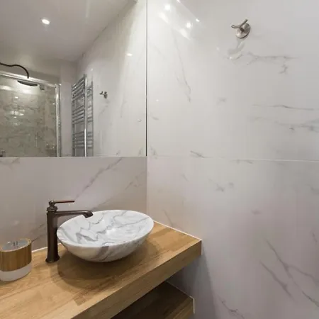 Yacht 아파트 파리